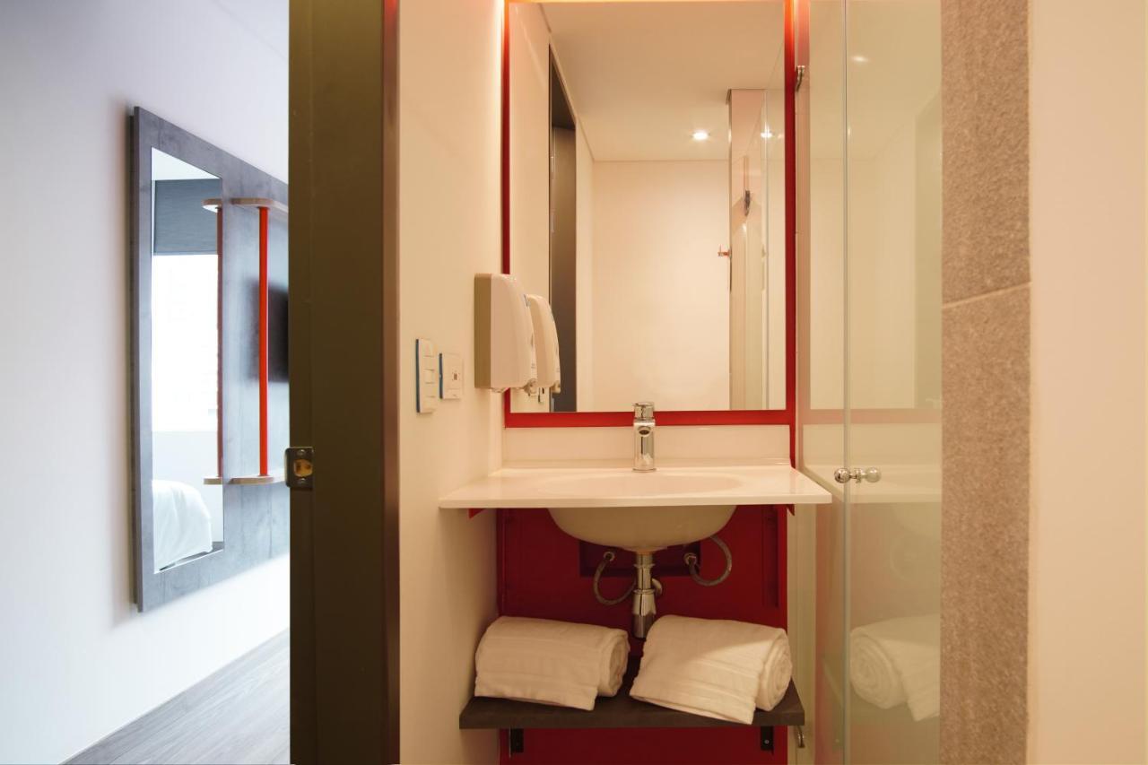 Ibis Budget Bogota Marly Exterior foto